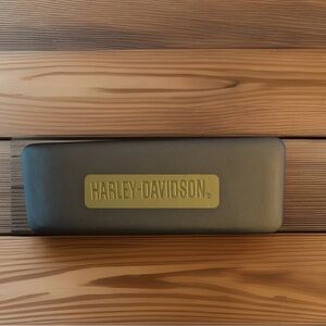 Harley-Davidson Gray Sunglass/EyeGlass Case.  6.5”X 2.25”